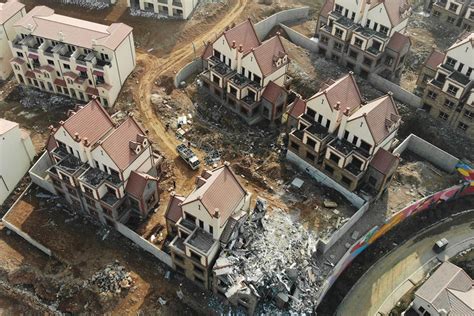 Gallery Workers Start Demolishing Hundreds Of Illegally Built Villas Caixin Global