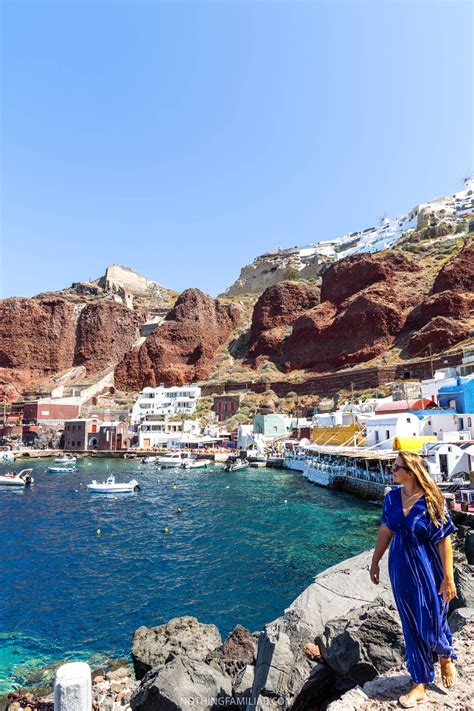 How To Visit Amoudi Bay Santorini The Charming Bay Below Oia