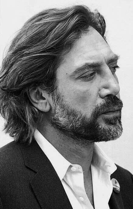 He is well known for playing raoul silva in the 2012 james bond movie, skyfall and anton chigursh in . cosasdeantonio: Javier Bardem - Biografía