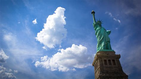 Wallpaper Sunlight Reflection Sky Clouds Blue Tower New York