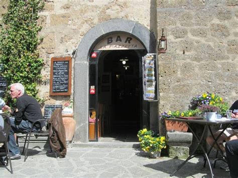 Bar Enoteca La Piazzetta Civita Di Bagnoregio Restaurant Reviews