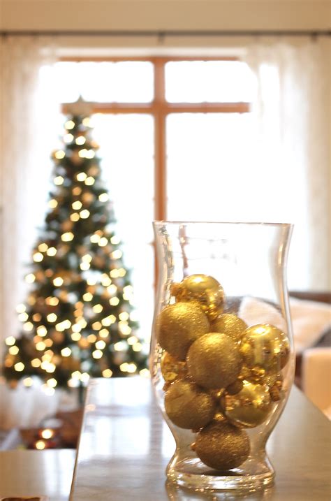 And when you add budgetary constraints to the mix, that plan should clearly prioritize which decorating projects are on the top and which can wait. 39 Christmas Decorations Ideas On A Budget - Decoration Love