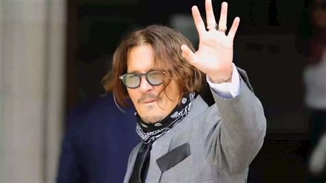 Johnny Depps Former Estate Manager Recalls Finding The Actors Severed