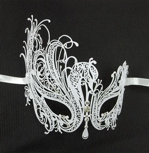 Swan Princess Masquerade Mardi Gras Metal Filigree Mask In Etsy Venetian Masquerade Masks