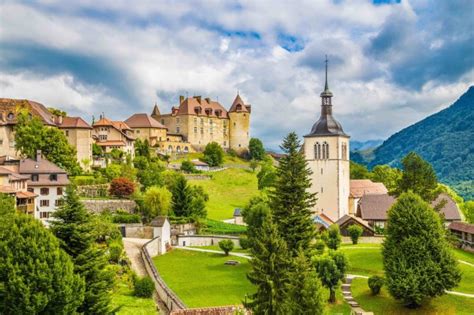 21 Fairytale Towns In Switzerland To Visit