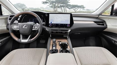 2023 Lexus Rx 350h Luxury In Nori Green Photo Gallery