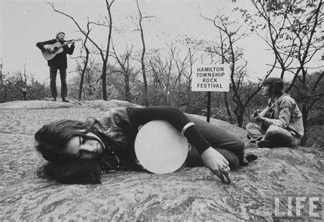 Hippies Demonstrating Against The Law Photographs By John Dominis Life