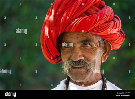 India Rajasthan Turban Hi Res Stock Photography And Images Alamy