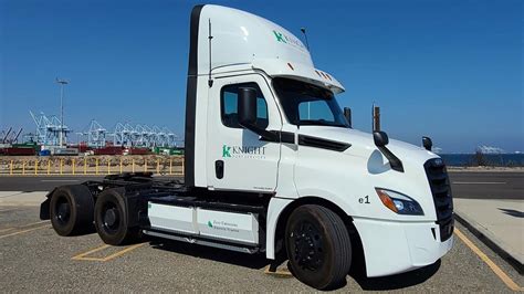 Knight Swift To Test Freightliner Ecascadia Freightwaves