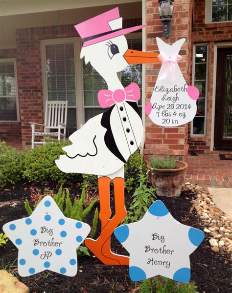 The baby welcome decor setup: Tomball, TX New Baby Lawn Stork Sign - Elizabeth Leigh ...