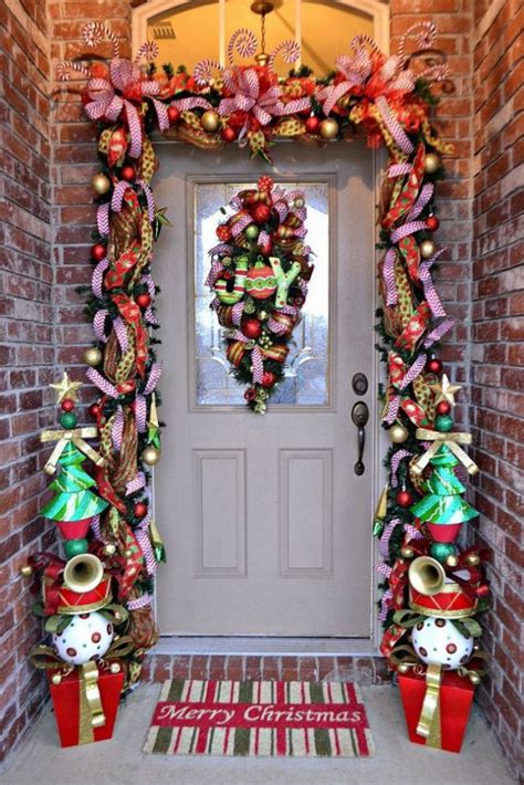 40 Christmas Door Decorations Ideas You Can Copy Decoration Love