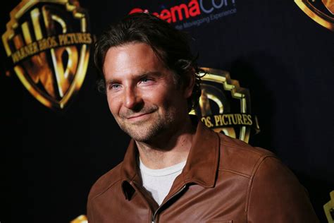 ‘a star is born director bradley cooper wows cinemacon with trailer indiewire