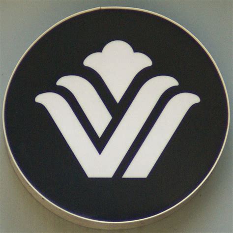 Logo Wyndham Logo Of The Wyndham Hotel Seen On A Hotel O Flickr