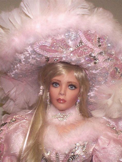 Pin By Suzanne Cremers On Antieke Poppen Heel Leuk Pretty Dolls Porcelain Dolls Collector Dolls