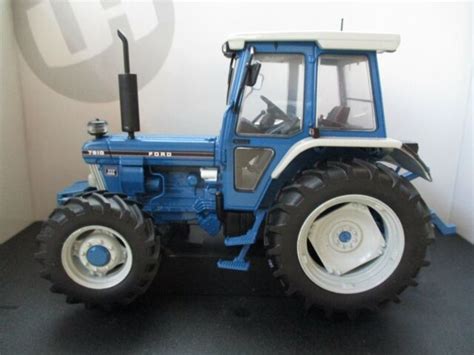 Universal Hobbies Ford 7810 Farm Tractor 132 Diecast Ebay