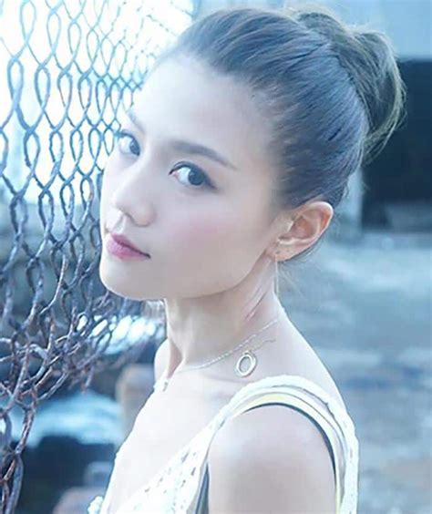 Top 10 Most Beautiful Chinese Woman