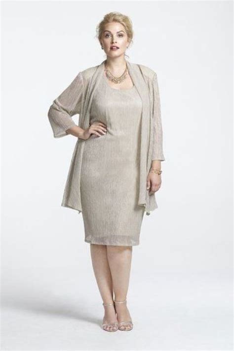 Picture Of Stunning Plus Size Mother Of The Bride Dresses 12