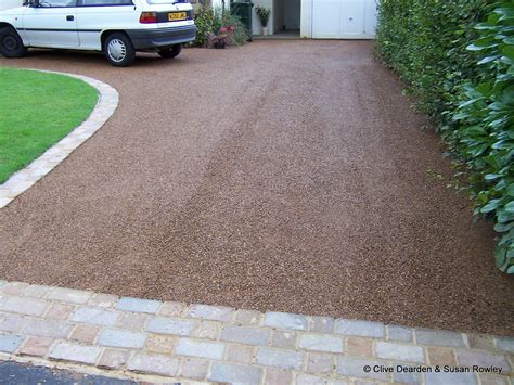 Before you begin your sealcoating process, make sure you thoroughly clean and dry your driveway or parking lot so that the sealer adheres properly. Do It Yourself Chip Seal Driveway | MyCoffeepot.Org