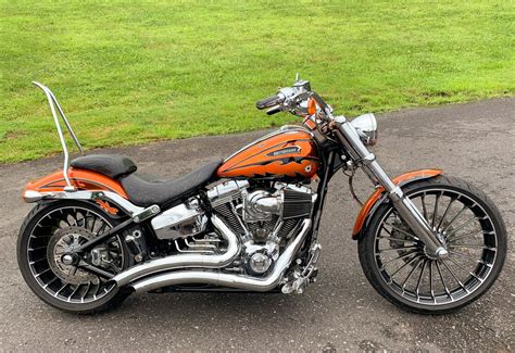 2014 Harley Davidson® Fxsbse Cvo™ Breakout Hard Candy Orange Flake