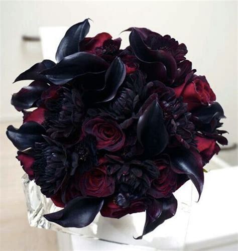 Black Calla Lilies Amzn To J73lZf Red Gothic Weddings