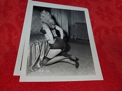 X Original Pin Up Photo From Irving Klaw Archives Of Model Pr