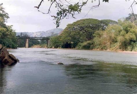 Explore Sri Lanka Mahaweli River Sri Lankas Longest River