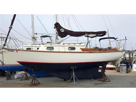 1982 Cape Dory 22d Sailboat For Sale In New York