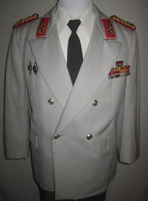 Uniformen Der Ddr Nva Generalleutnant Landstreitkräfte Kleiner