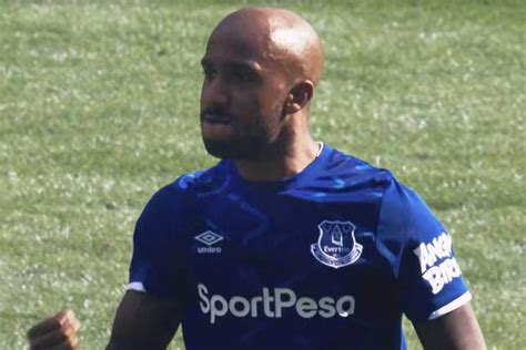 Epl No Room For Racism - Premier League Players To Wear No Room For Racism Sleeve Badges For New 