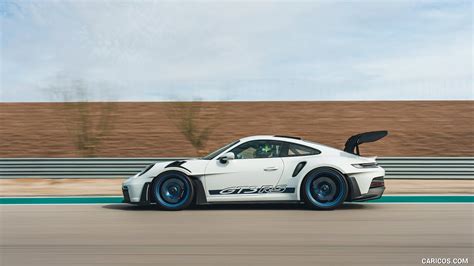 Unleashing The Power Of The Porsche 911 GT3 RS A Stunning Slideshow Of