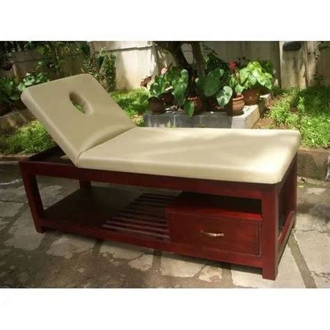 Wooden Spa Massage Bed 35kg Rs 42500 Piece Annvin F P S Id