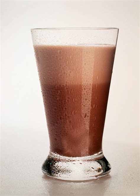 Arten von Schokoladenmilch als Erholungsgetränk zu trinken Milch 2023
