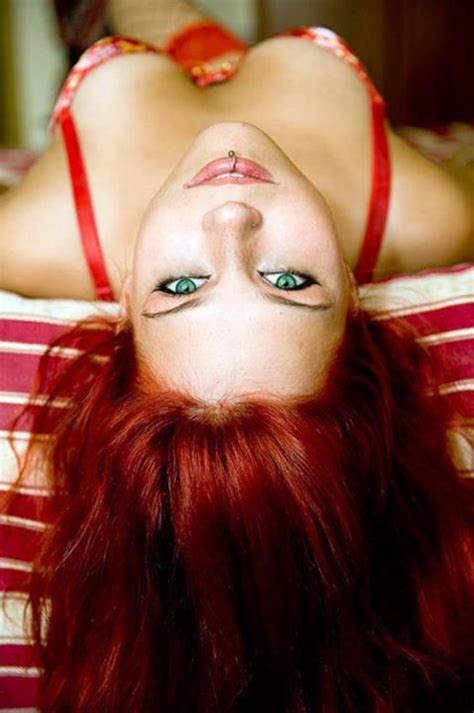 Pin By Sheila Dool On Ravishing Ruby Red Haired Vixens Red Hair Green