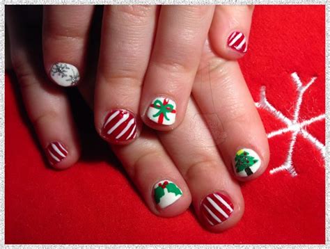 I used a nail kit from amazon to create these. Kid Christmas Nails - Nail Art Gallery