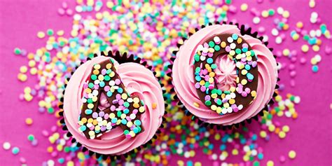 Here are the best birthday present ideas that she'll love. 40th Birthday Gifts: 25 Ideas The Woman In Your Life Will Love