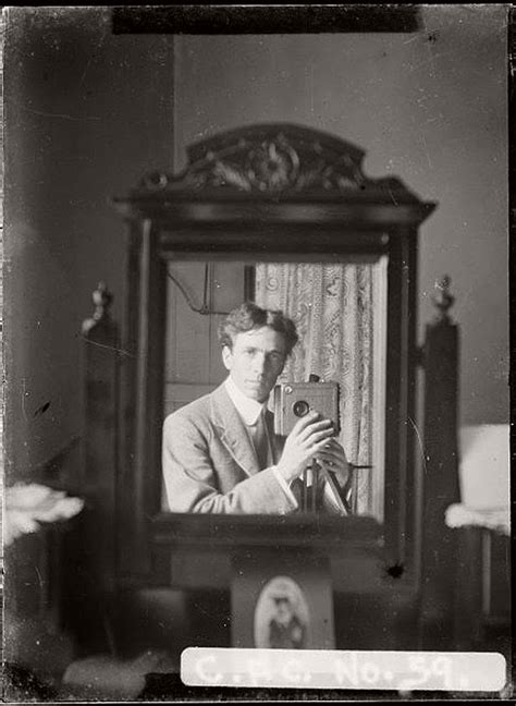 10 Vintage Self Portraits In Mirrors Monovisions
