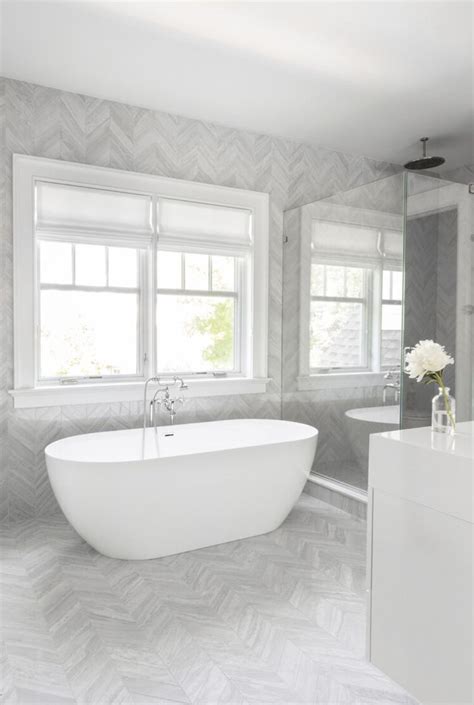 29 Classic And Timeless Gray And White Bathroom Ideas