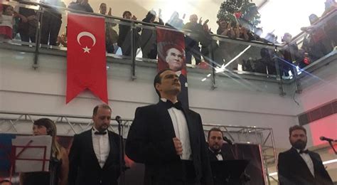 Edinilen bilgiye göre, ankara devlet tiyatrosu müdürlüğü sanatçılarından çağıran'ın cenazesi, ikindi namazını müteakip devlet tiyatroları (dt) sanatçısı cahit çağıran, ankara'da tedavi gördüğü. Arcadium yine ses getirdi - Avm.gen.tr