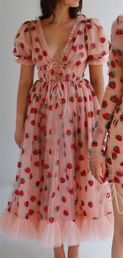 Strawberry Midi Dress Large Vestidos Looks Estampas