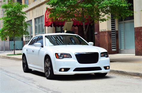 2012 White Chrysler 300 Srt 8 Pictures Mods Upgrades Wallpaper