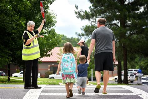 Crossing Guard Company Get Professional Guard Hiring Staffing Scheduling Cross Safe Cross