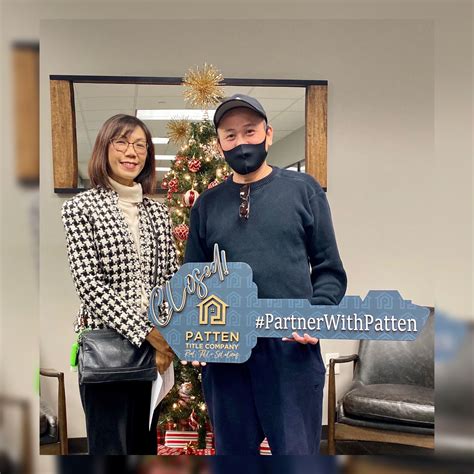 Congrats to my clients on their new home!! Here’s to new beginnings and