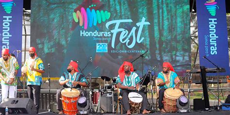 Hondureños Celebraron Con Arte Y Cultura El Bicentenario En El Marca