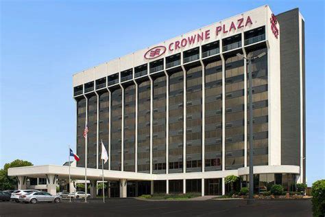 Crowne Plaza San Antonio Airport San Antonio Hotels Undercover Tourist