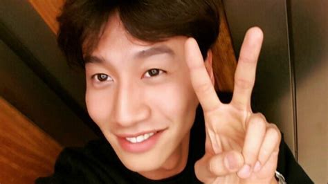 Lee kwang soo is a south korean actor and entertainer. SBS Star Lee Kwang Soo in Talks to Lead a New Fantasy ...