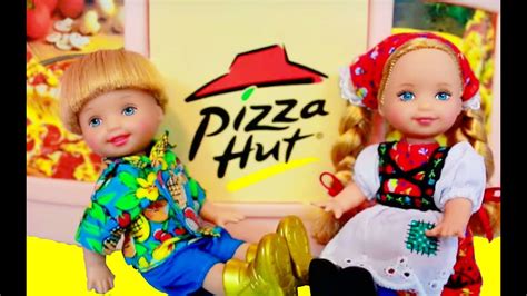 New Fairy Tale Barbie Doll Goes To Pizza Hut Restaurant Youtube