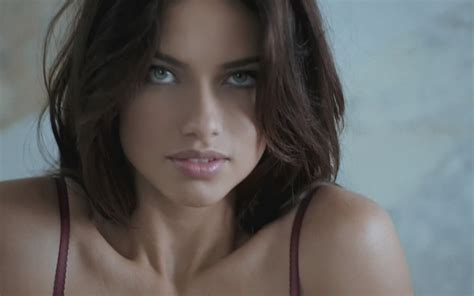 Adriana Lima Hot Hd Wallpapers For Laptops Only Wallpapers Gallery