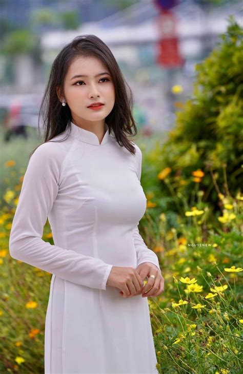 Ghim Của Hung Huynh Trên Ao Dai Trong 2023 Áo Dài Phụ Nữ Con Gái