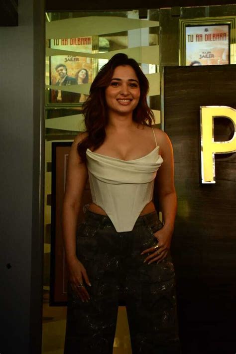 Hottie Alert Tamannaah Bhatia Sets The Stage Ablaze In Daring Outfit At ‘tu Aa Dilbara Song