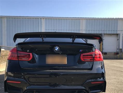 Each piece is clear coated for great uv protection and a glossy finish. BMW M3 M4 3 Series F32 F33 F80 F82 Carbon Fiber Trunk Spoiler Wing